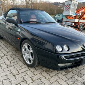 Alfa Romeo Spider 916 3.0 V6 Red Style